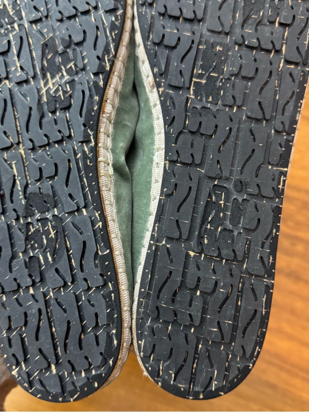 Flabelus Shikoku Women's Velvet Slip-On Flats in Sage Green Size 39 - Picture 6 of 10